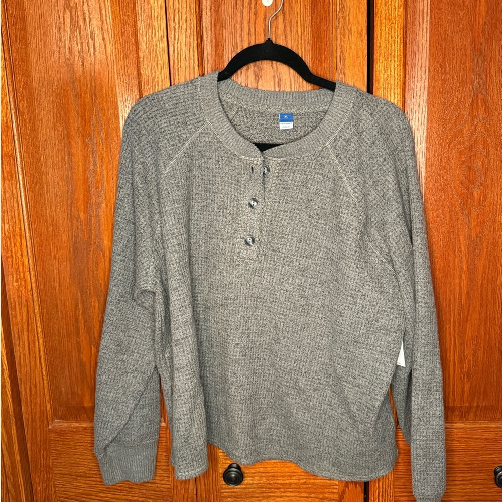 Old Navy Heather Gray Women's Crewneck Sweater